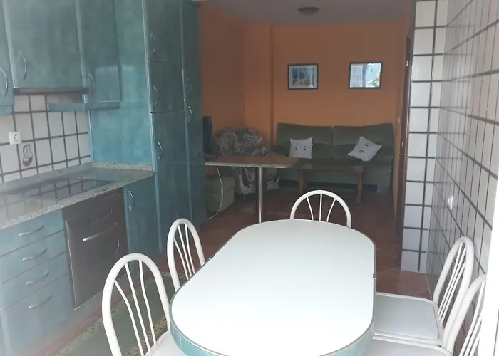 Charo Toba شقة فينيستيري