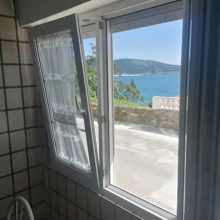 Charo Toba Apartment